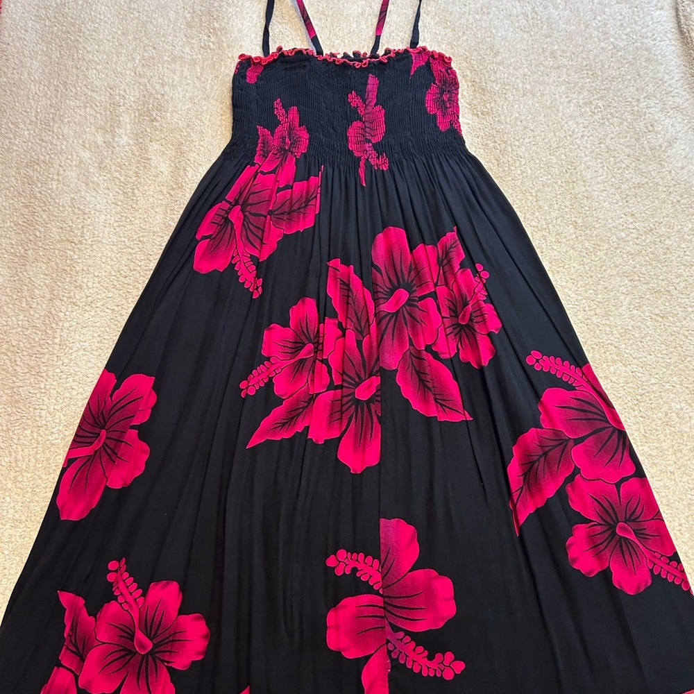 Floral Black and Pink midi Dress
